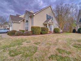 featured image of 2230 Livingston St