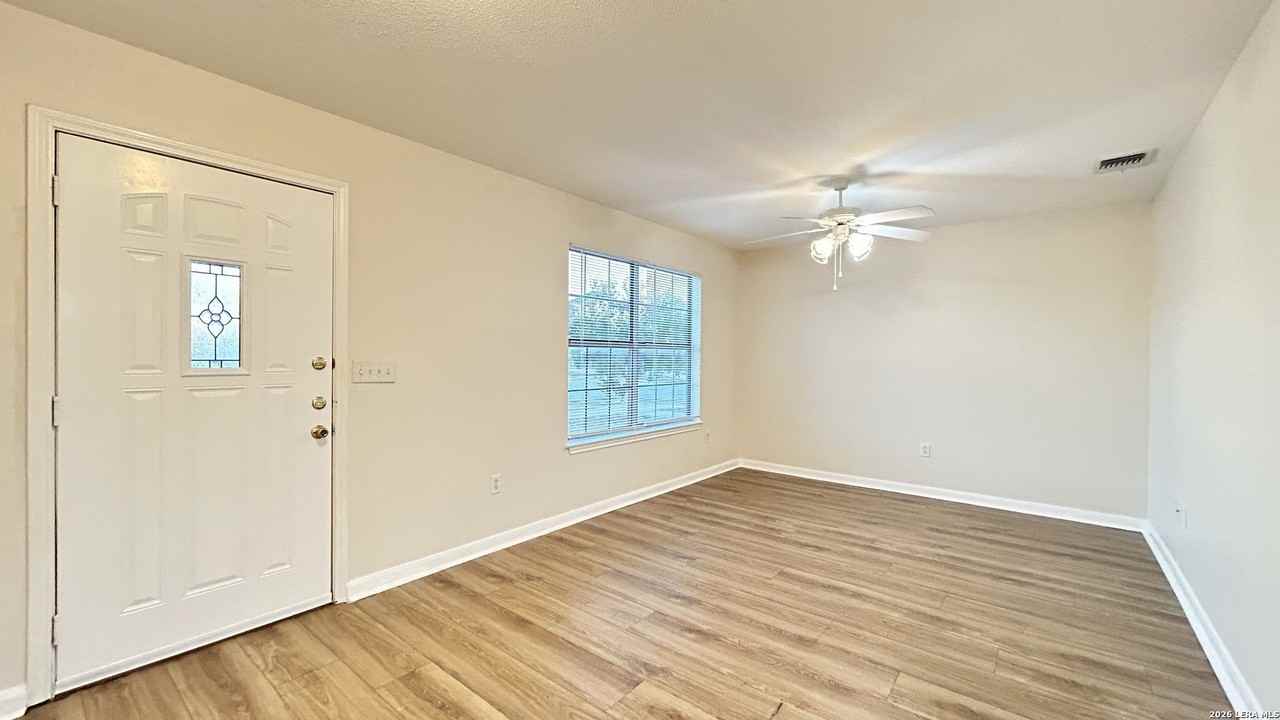 10527 Hunters Pond - Photo 2 of 35
