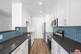 136 S Palm Dr #305 - Photo 1 of 1