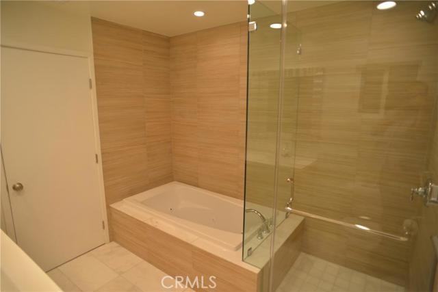 7930 Campion Dr - Photo 3 of 8