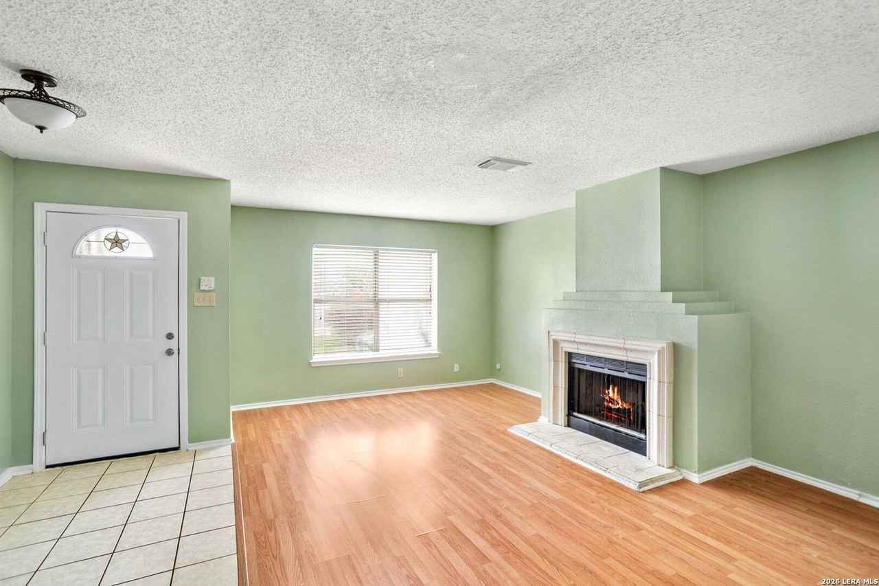5011 Kenton Trce - Photo 4 of 25