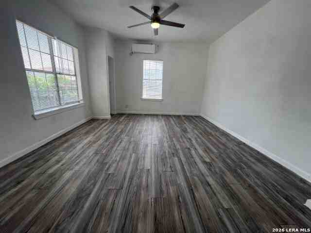 2812 Vera Cruz - Photo 2 of 10