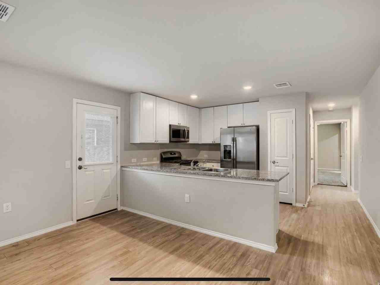 7231 Lavaca Blf - Photo 6 of 11