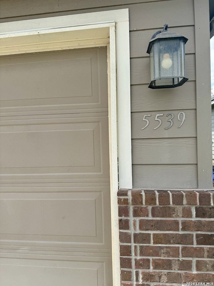 5539 Pearl Vly - Photo 2 of 24