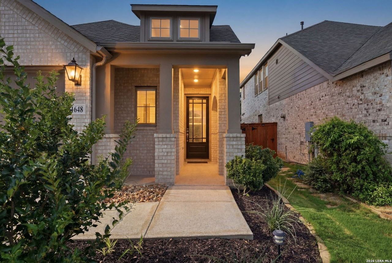 1648 Gruene Pass - Photo 2 of 46