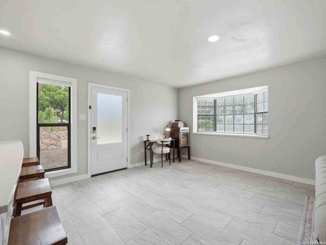 515 Oak Park Dr #515 - Photo 5 of 27