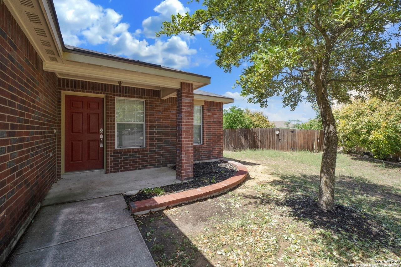 9227 Dublin Moor - Photo 4 of 28