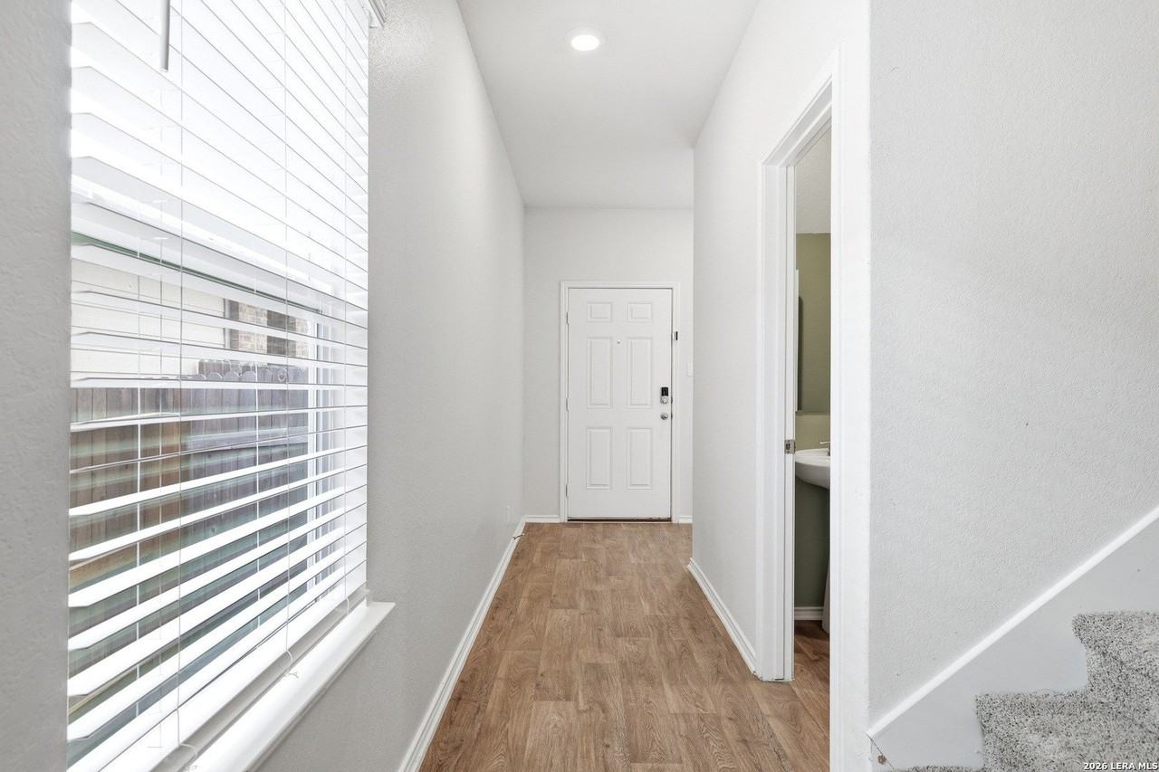 6559 Embankment Rd - Photo 2 of 29