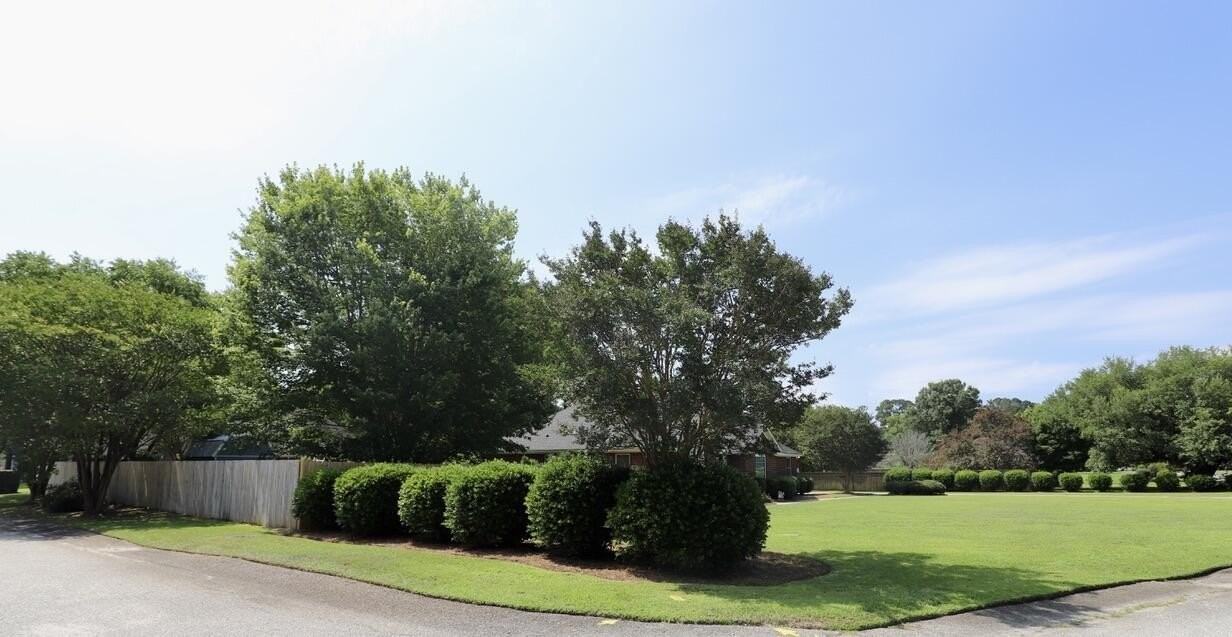 595 Saint Augustine Dr - Photo 2 of 50