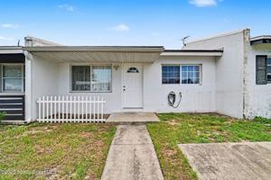featured image of 255 W Towne Pl