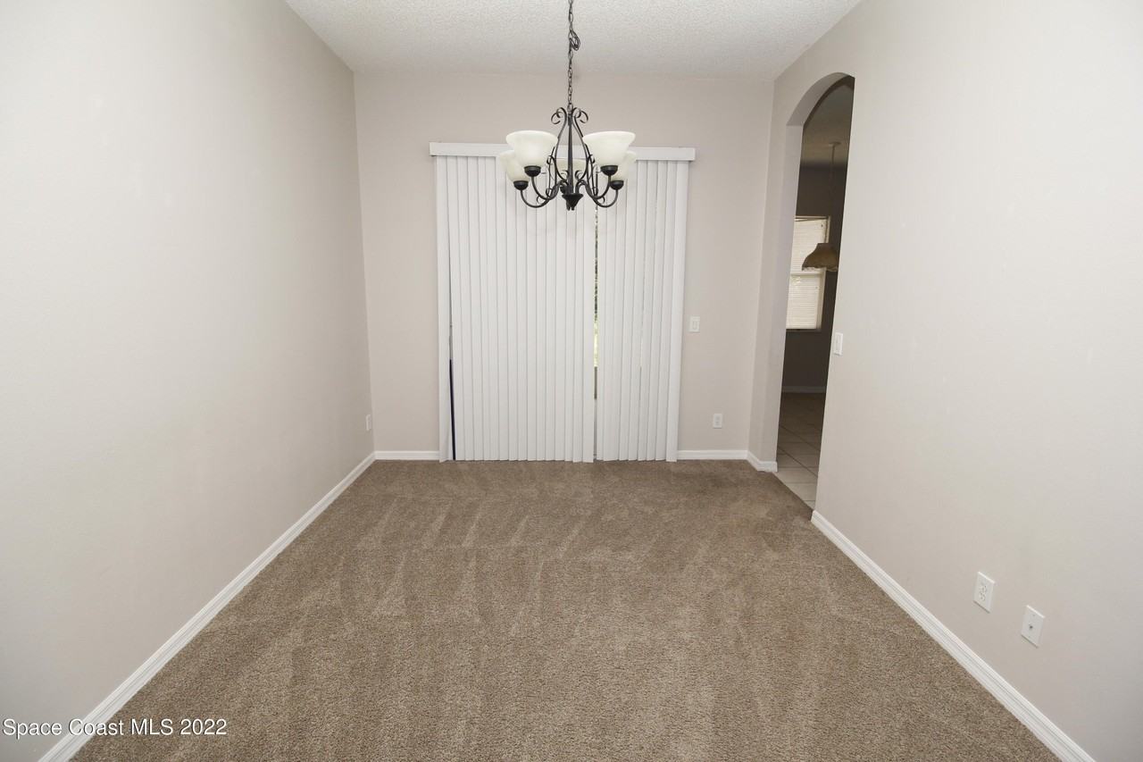 471 Hancock St Sw - Photo 5 of 18