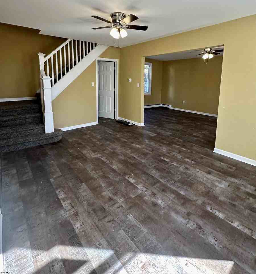 909 Fuae Ave - Photo 3 of 3