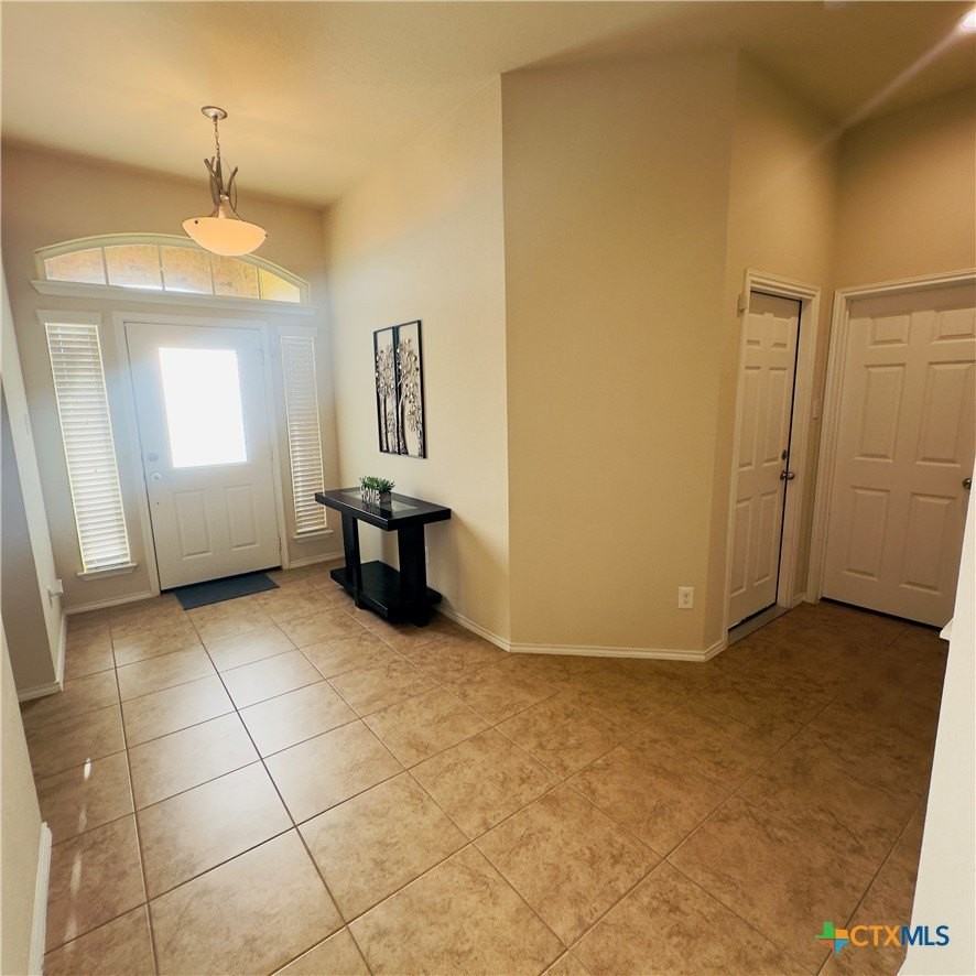 1521 Starlight Dr - Photo 6 of 17