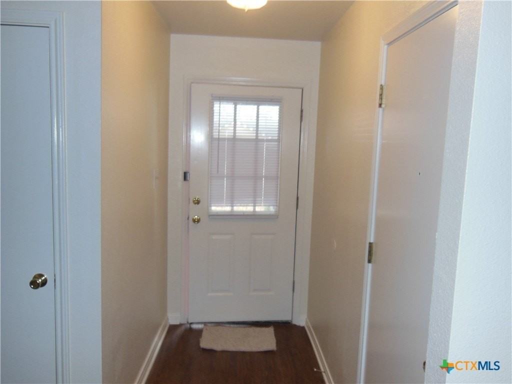 604 Frostwood Dr - Photo 2 of 20