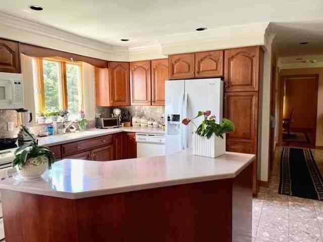 139 Honeyman Ave - Photo 3 of 26