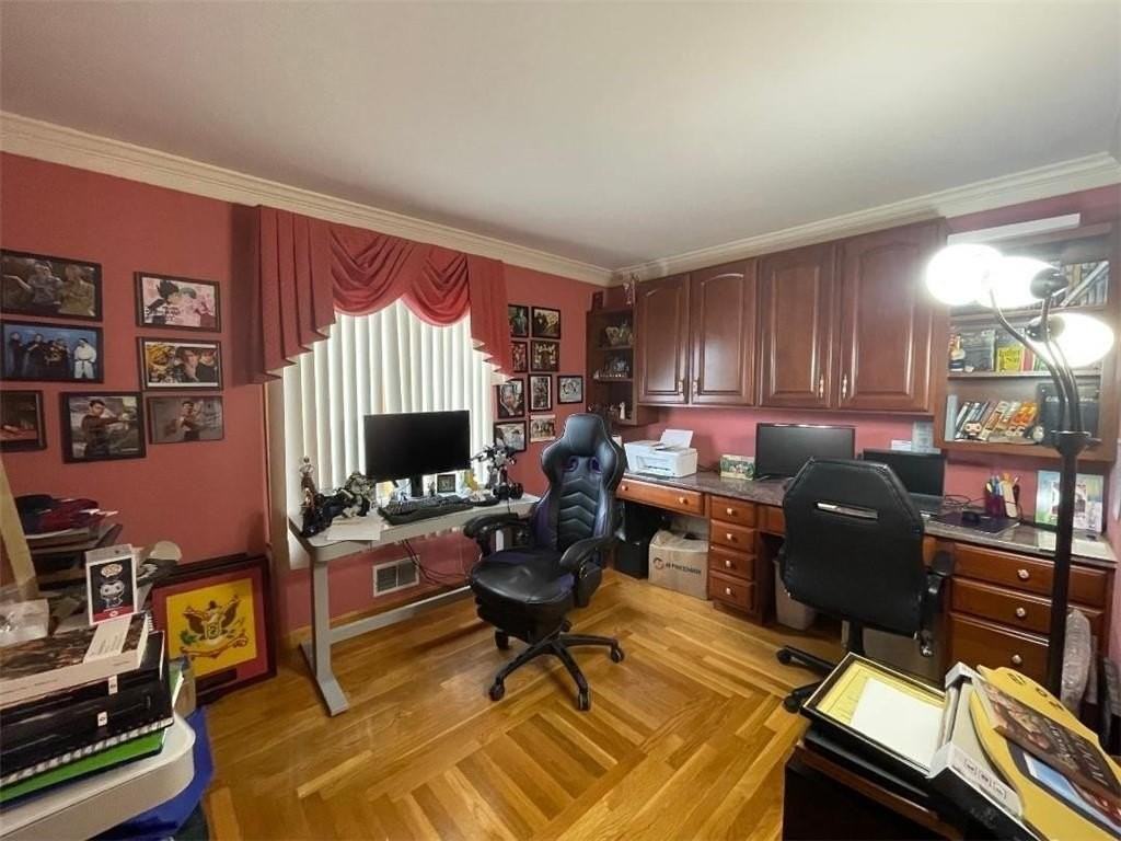 139 Honeyman Ave - Photo 7 of 26