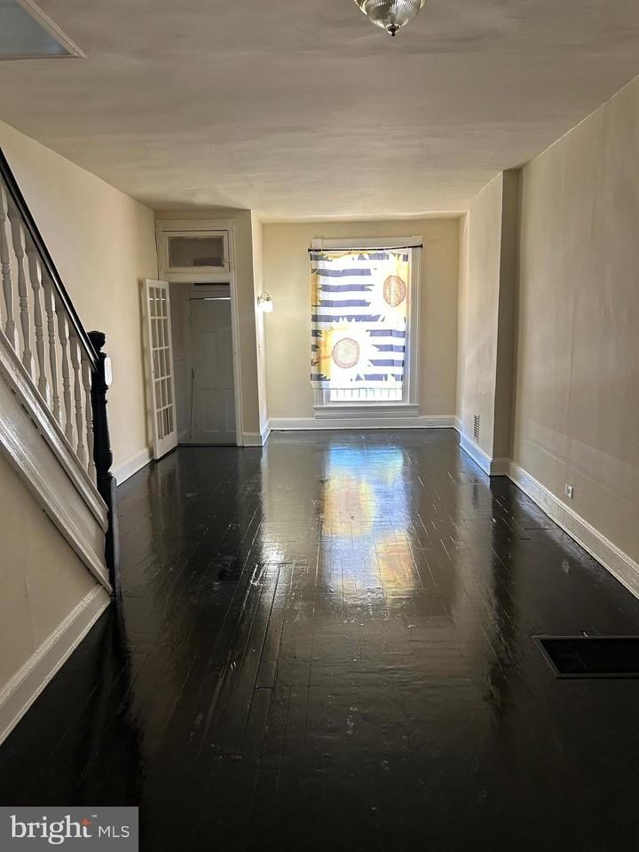 1759 Cliftview Ave - Photo 3 of 14