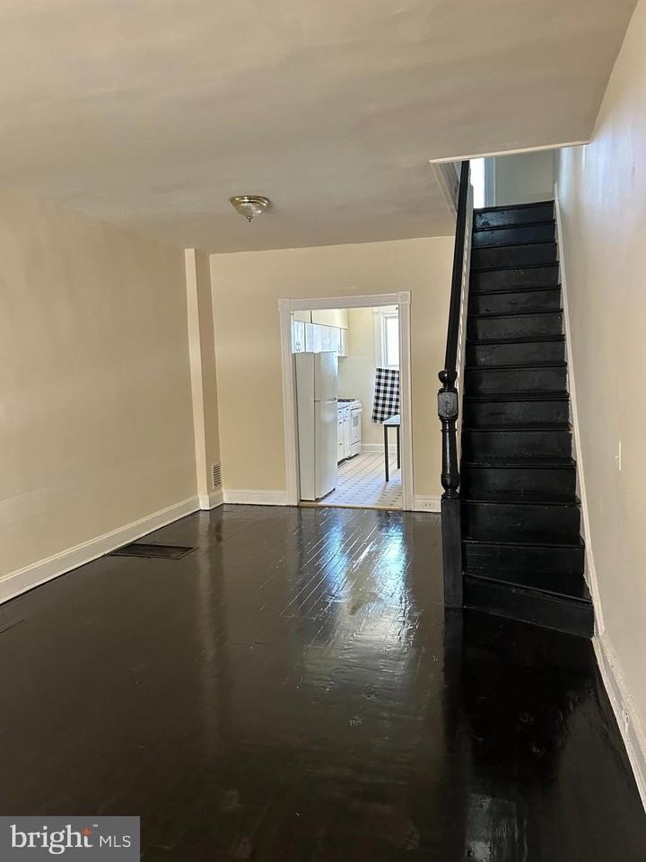 1759 Cliftview Ave - Photo 4 of 14