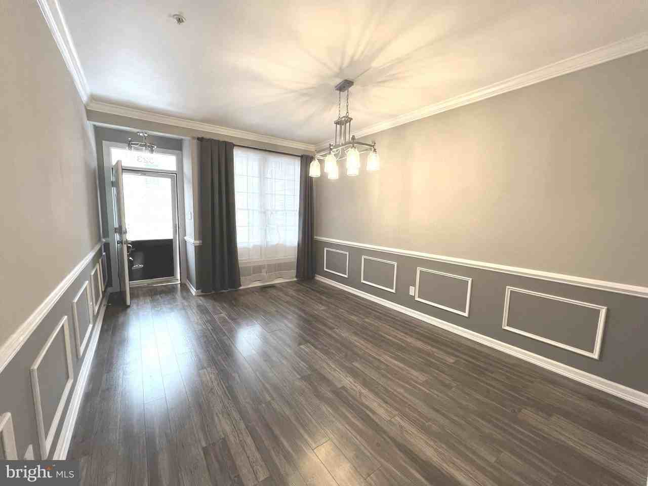 523 Dallam Ct #2 - Photo 3 of 30