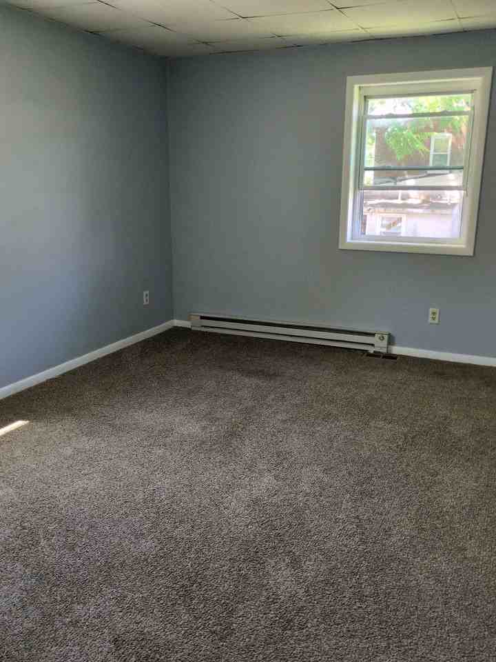 1005 Wright Street - AApt A #A - Photo 3 of 4