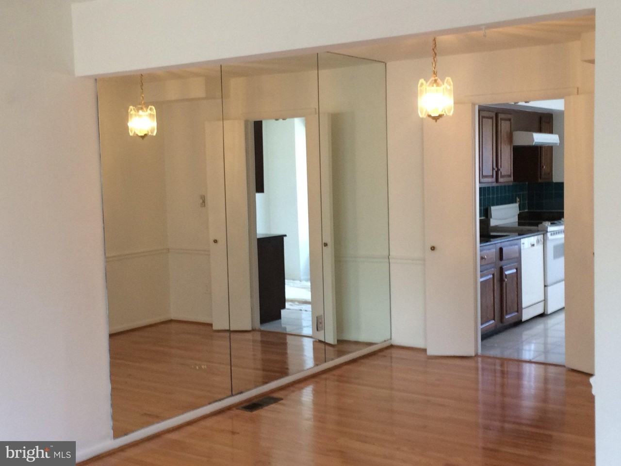 10712 Muirfield Dr - Photo 3 of 15