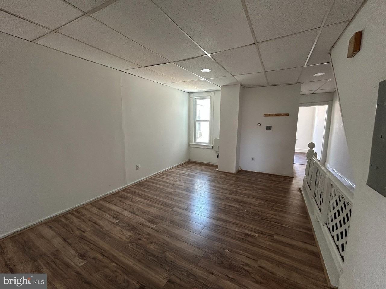 250 Morris Ave #2 - Photo 7 of 12