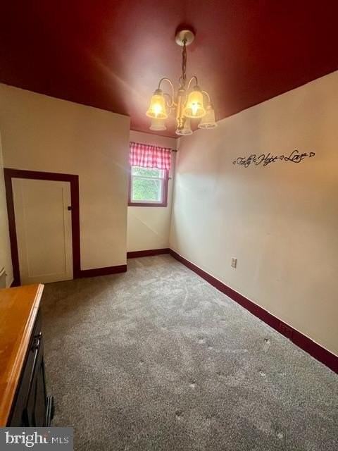 1309 Patterson Ave - Photo 5 of 13