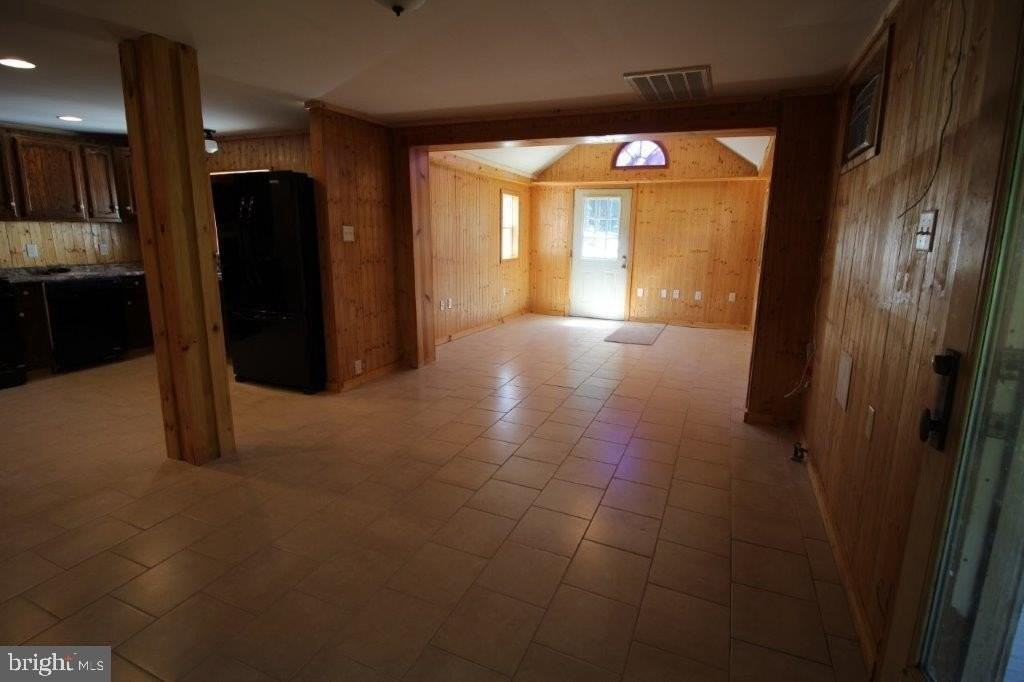 121-UNIT B HOUSE ROCK Road - Photo 3 of 11