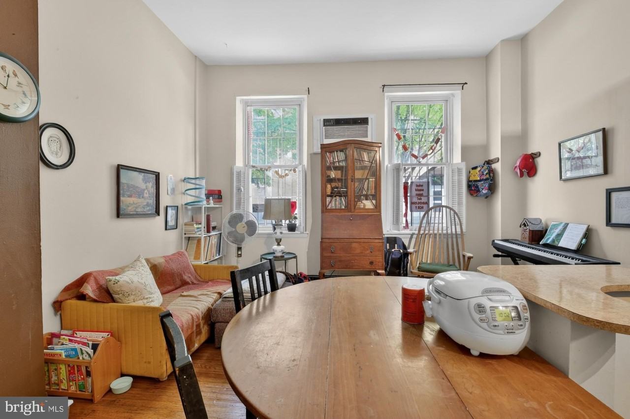 1336 Lombard St #1F - Photo 4 of 13