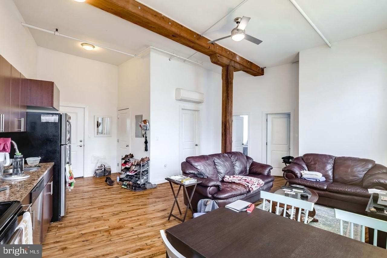 4 Leverington Ave #209 - Photo 3 of 13