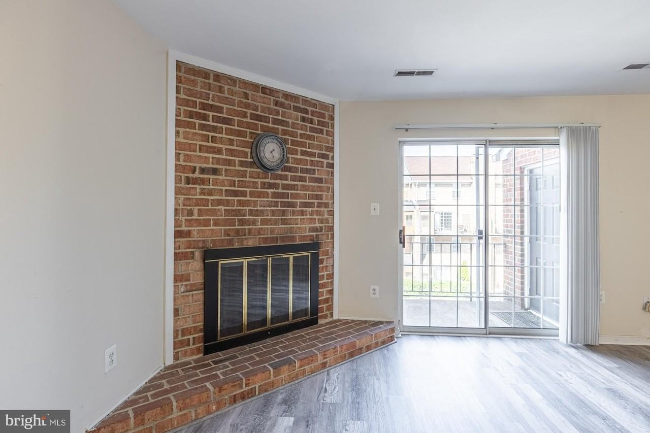 929 S Rolfe St #2 - Photo 6 of 25