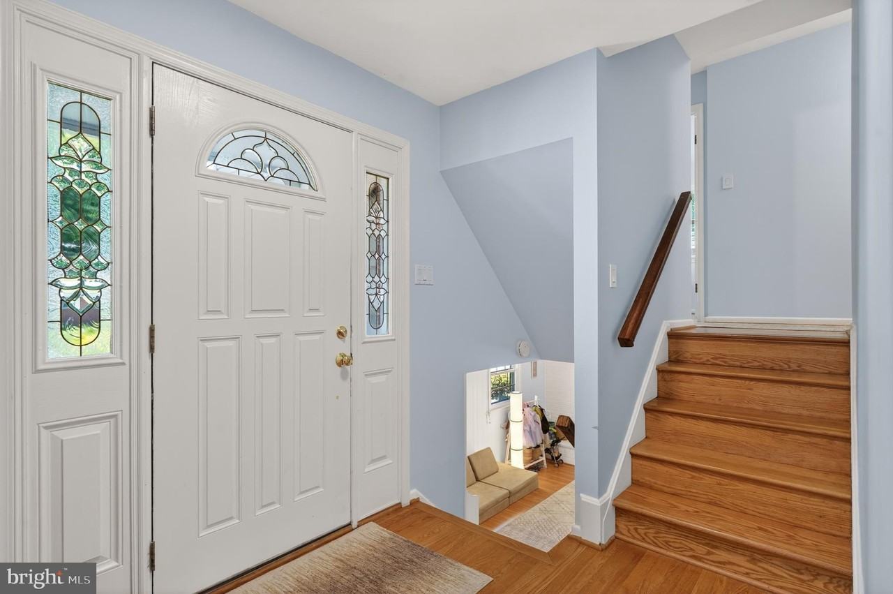 10207 Antietam Ave - Photo 3 of 25