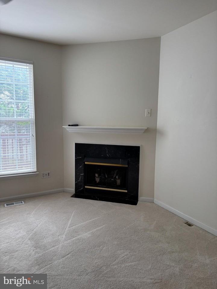 13097 Park Crescent Cir - Photo 6 of 13