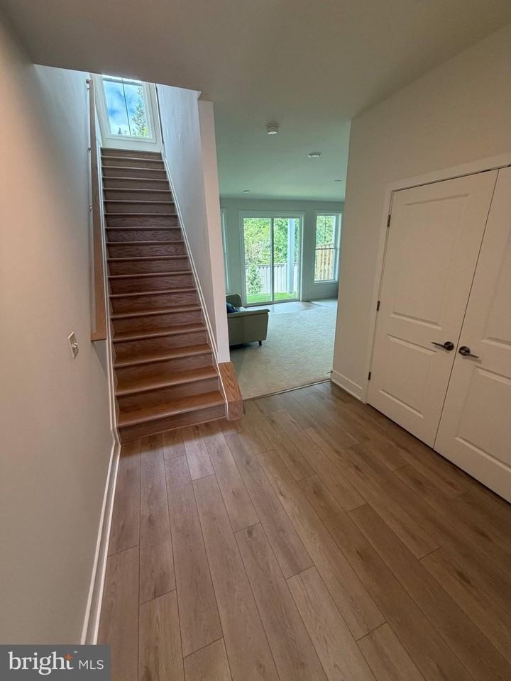 9712 Monarch Rd - Photo 2 of 10