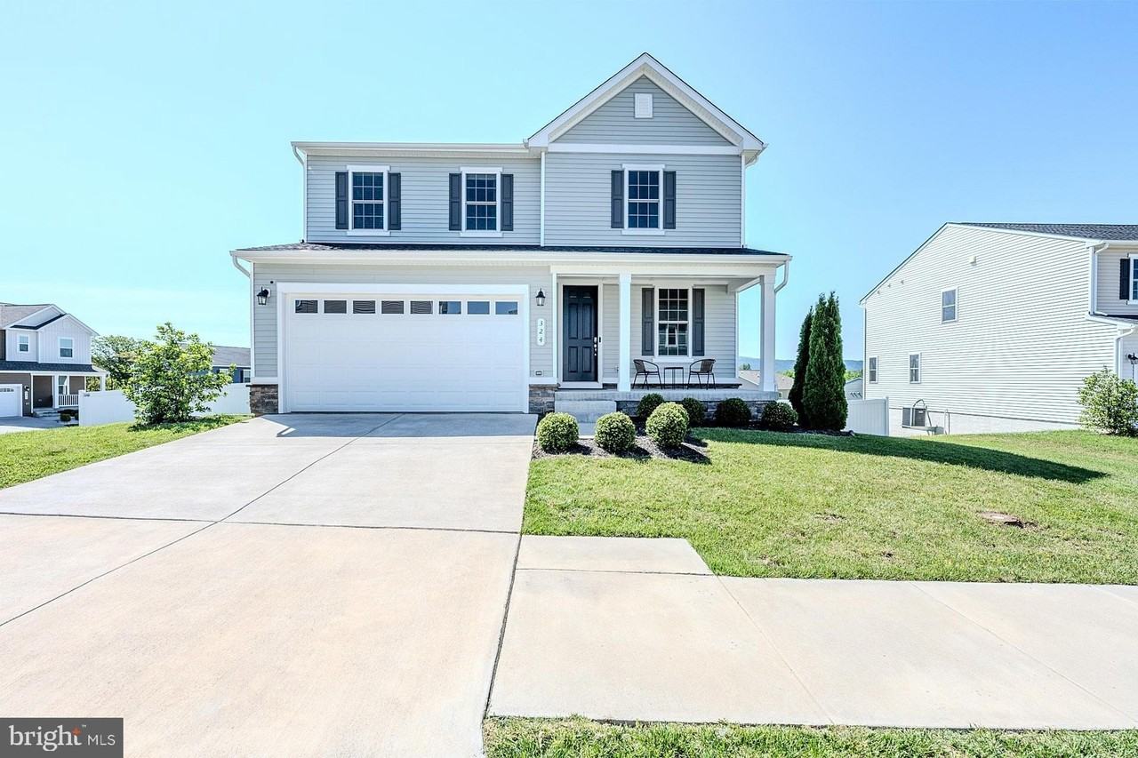 324 Cedar Spring Ln - Photo 2 of 36