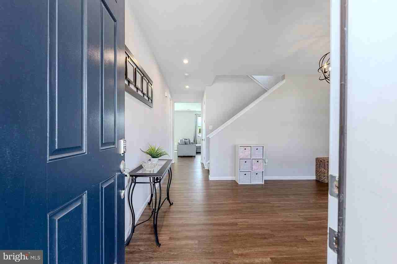 324 Cedar Spring Ln - Photo 6 of 36