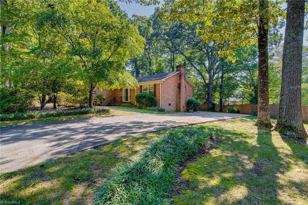 2305 Musket Ln - Photo 3 of 31