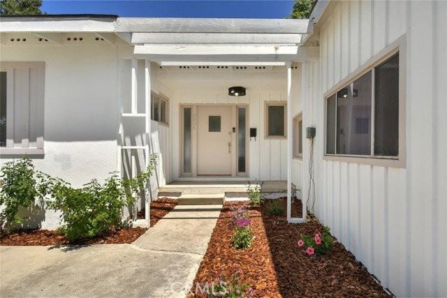 5836 Wish Ave - Photo 3 of 8