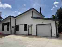 featured image of 6534 Shoup Ave