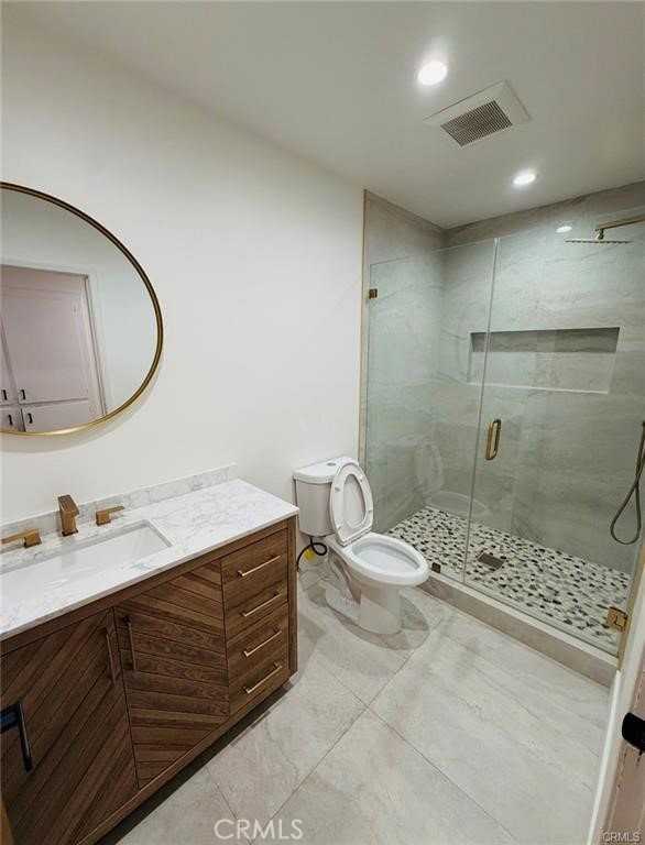 10024 Norwich Ave - Photo 5 of 8