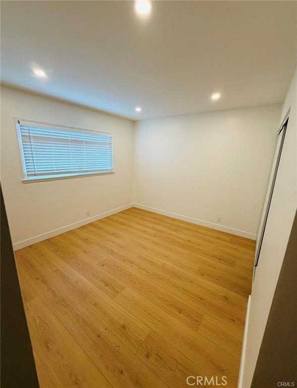 10024 Norwich Ave - Photo 7 of 8