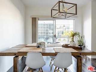 14245 Dickens St #1 - Photo 2 of 8