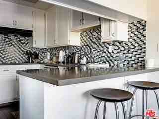 14245 Dickens St #1 - Photo 5 of 8