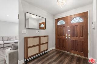 5516 Bluebell Ave - Photo 5 of 8