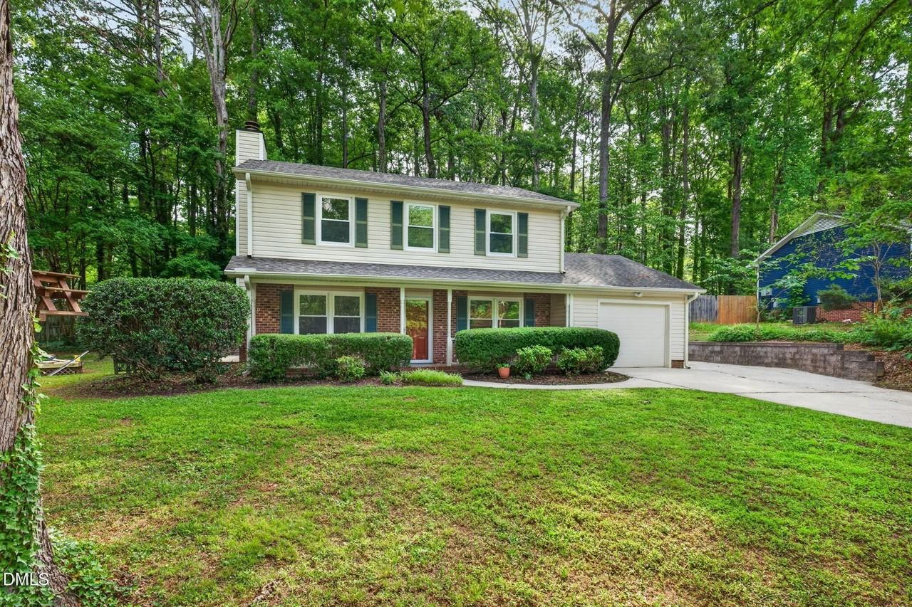 1526 Dirkson Ct - Photo 2 of 32