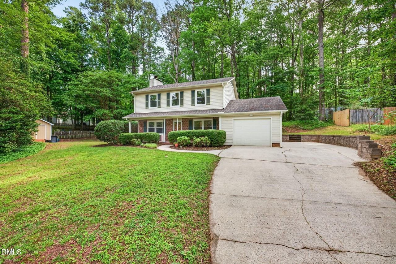 1526 Dirkson Ct - Photo 3 of 32