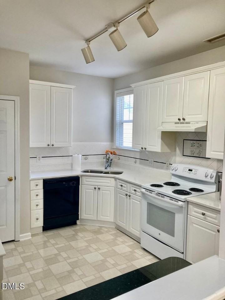 11034 Louson Pl - Photo 2 of 5
