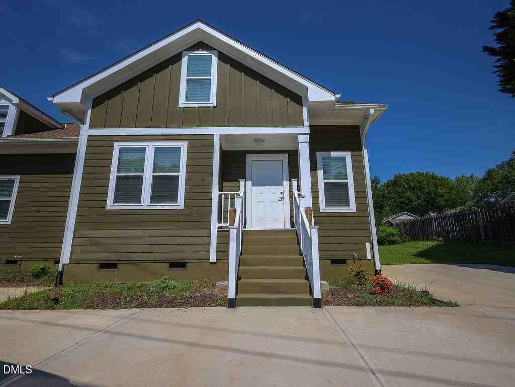 255 Erwin Rd #A - Photo 2 of 16