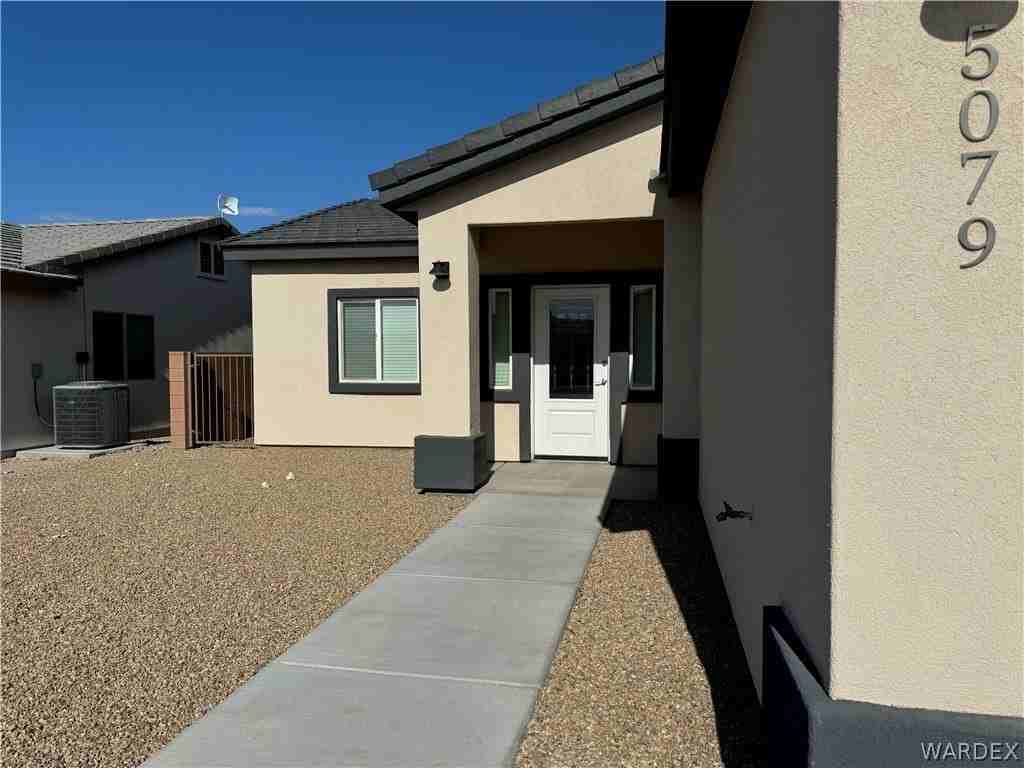 5079 S Jacaranda Pl - Photo 2 of 35