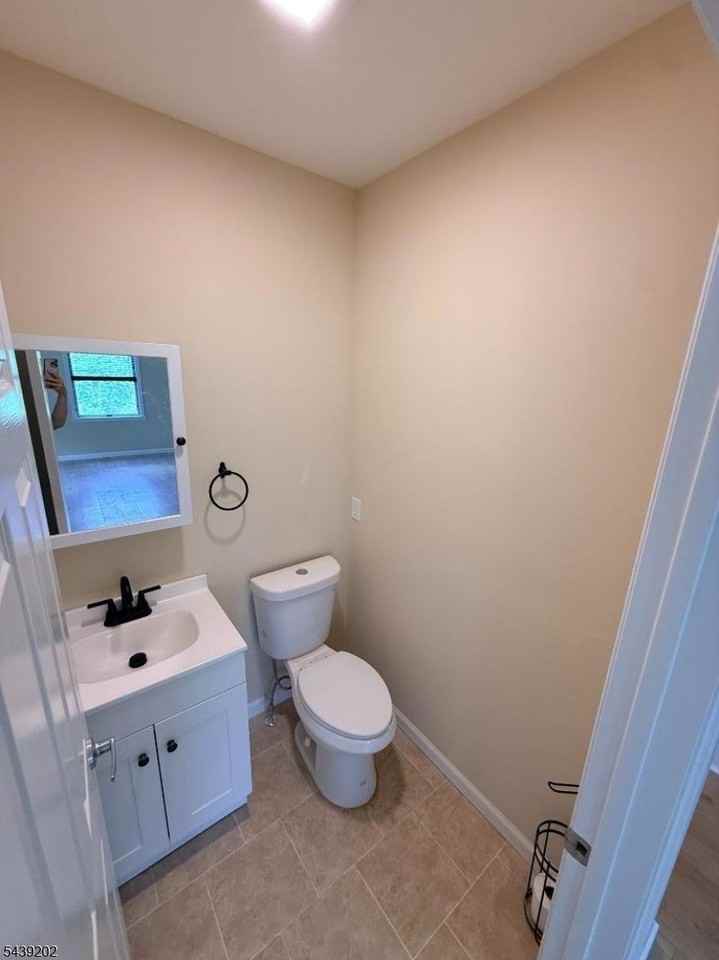 48 Ringwood Ave - Photo 6 of 17
